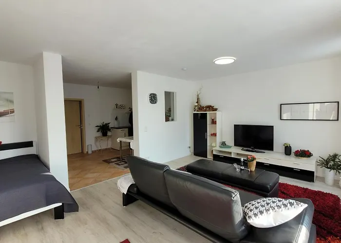 Ferienwohnung Gartenblick Mit Terrasse